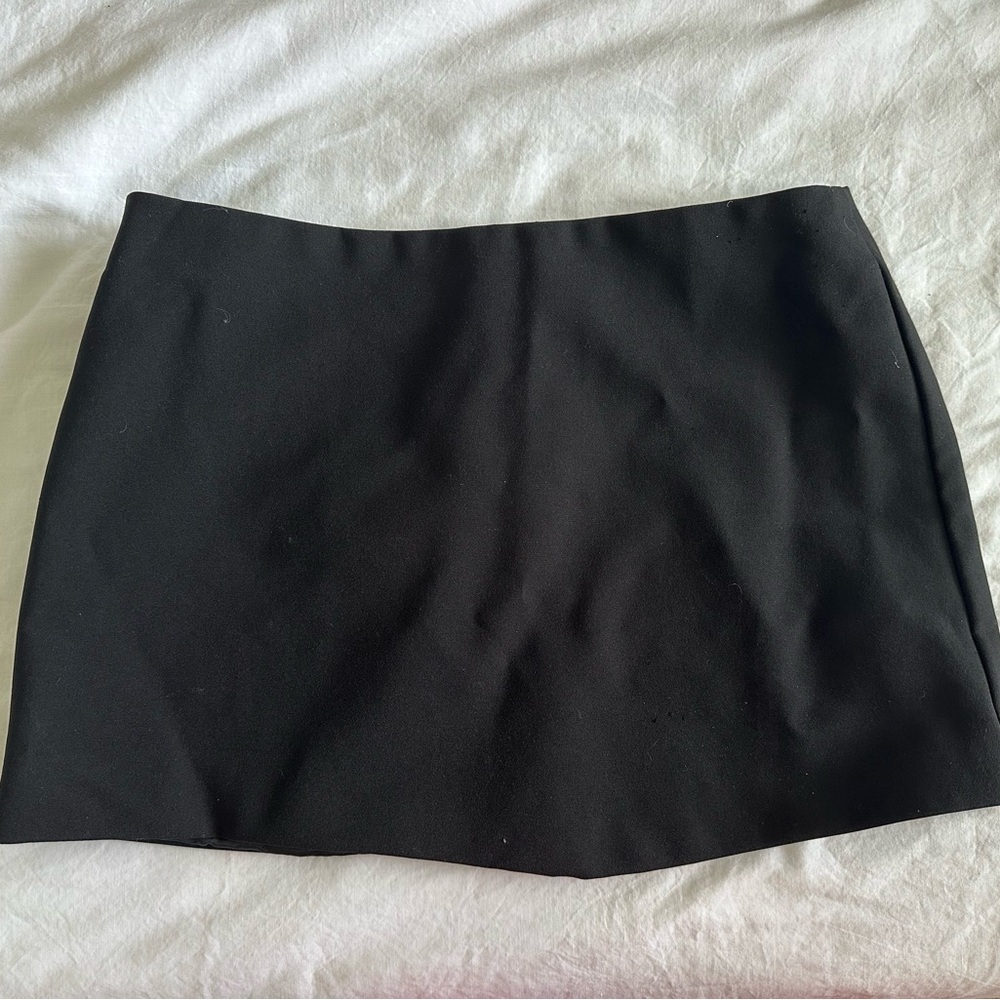 Forever 21 Black Mini Skirt